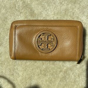 Tory Burch Wallet